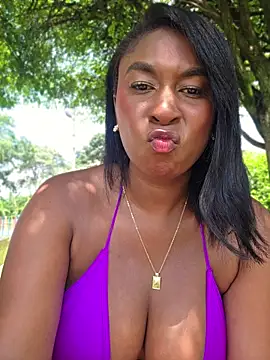 HanaThompson online show from June 18, 2026, 6:01 pm