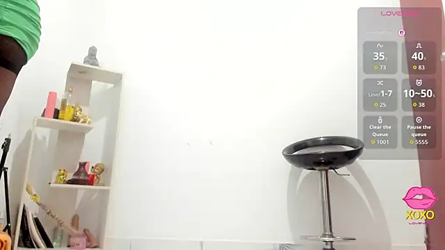 Snapshot of mrskatty chatting on July 28, 2026, 12:59 pm mrskatty online show from July 28, 2026, 12:59 pm
