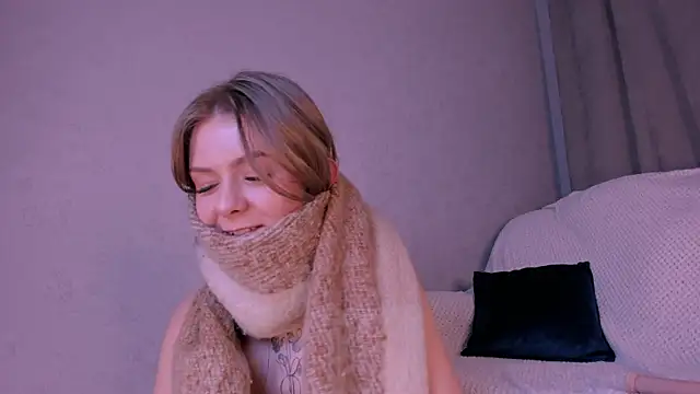 Snapshot of Naomi_Girly chatting on December 25, 2024, 2:46 am Naomi Girly online show from December 25, 2024, 2:46 am