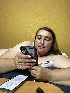 Snapshot of Liluboobs chatting on July 28, 2026, 6:20 pm Liluboobs online show from July 28, 2026, 6:20 pm