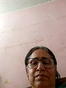  candi online show from February 4, 2025, 7:22 pm