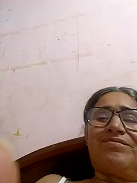  candi online show from February 6, 2025, 10:43 pm