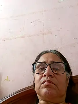  candi online show from February 9, 2025, 8:02 pm