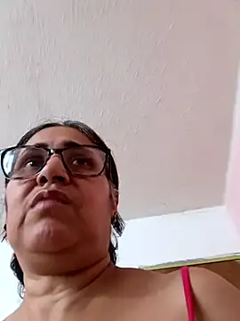  candi online show from February 16, 2025, 7:27 pm