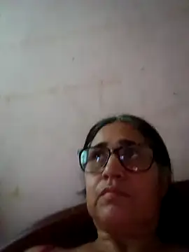  candi online show from February 16, 2025, 10:32 pm