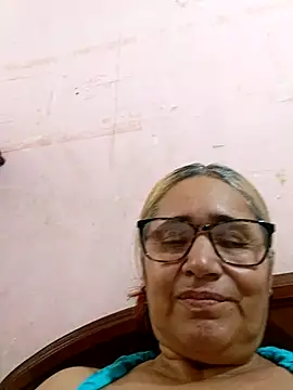 Snapshot of _candi chatting on September 19, 2025, 11:22 am candi online show from September 19, 2025, 11:22 am