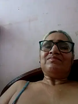 Snapshot of _candi chatting on September 22, 2025, 12:07 pm candi online show from September 22, 2025, 12:07 pm