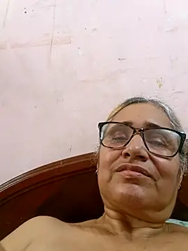 Snapshot of _candi chatting on October 28, 2025, 1:14 pm candi online show from October 28, 2025, 1:14 pm