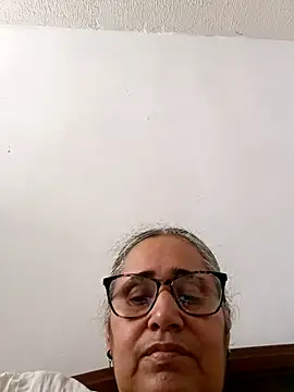 Snapshot of _candi chatting on February 26, 2026, 5:01 pm candi online show from February 26, 2026, 5:01 pm