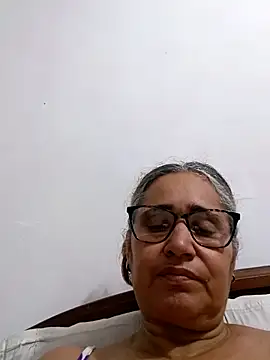 Snapshot of _candi chatting on March 7, 2026, 2:30 am candi online show from March 7, 2026, 2:30 am