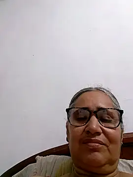  candi online show from April 28, 2026, 2:21 am