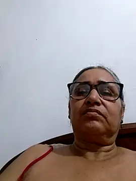  candi online show from April 28, 2026, 2:27 am