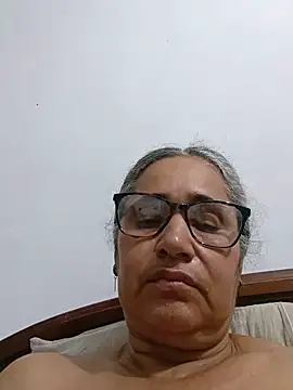  candi online show from May 14, 2026, 4:52 am