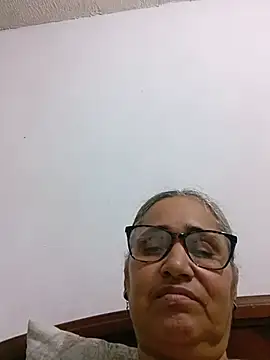  candi online show from June 17, 2026, 4:37 am