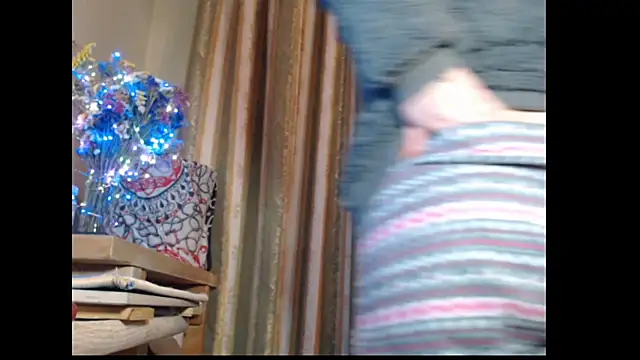 Snapshot of amorelara chatting on October 1, 2025, 4:40 am amorelara online show from October 1, 2025, 4:40 am