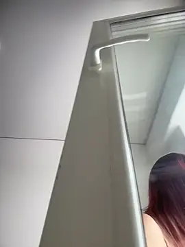 RiriRoseey online show from January 19, 2026, 8:40 am