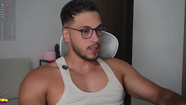 daniel mejia1 online show from March 26, 2026, 10:26 pm