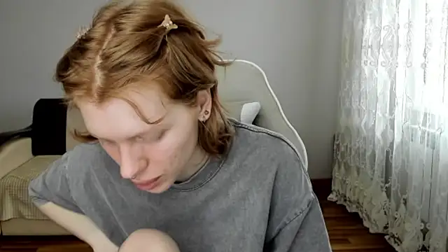 Snapshot of StellaDavis chatting on April 9, 2026, 10:31 am StellaDavis online show from April 9, 2026, 10:31 am