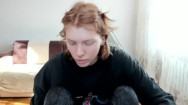 Snapshot of StellaDavis chatting on April 23, 2026, 12:29 pm StellaDavis online show from April 23, 2026, 12:29 pm