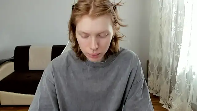 Snapshot of StellaDavis chatting on May 3, 2026, 11:05 am StellaDavis online show from May 3, 2026, 11:05 am