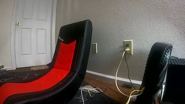 Snapshot of AriellaTaylor chatting on December 22, 2024, 4:48 pm AriellaTaylor online show from December 22, 2024, 4:48 pm