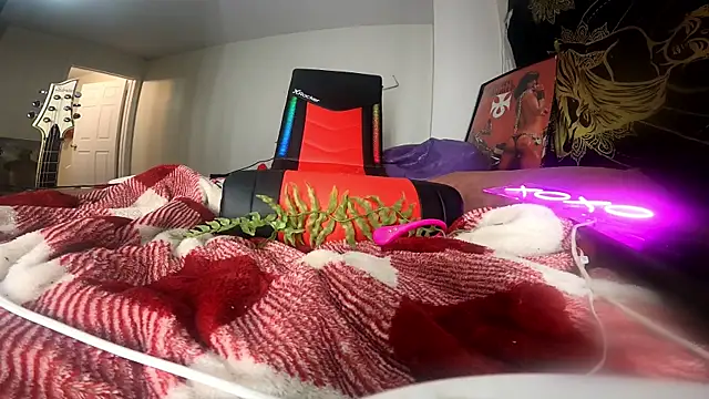 Snapshot of AriellaTaylor chatting on January 1, 2025, 1:15 am AriellaTaylor online show from January 1, 2025, 1:15 am