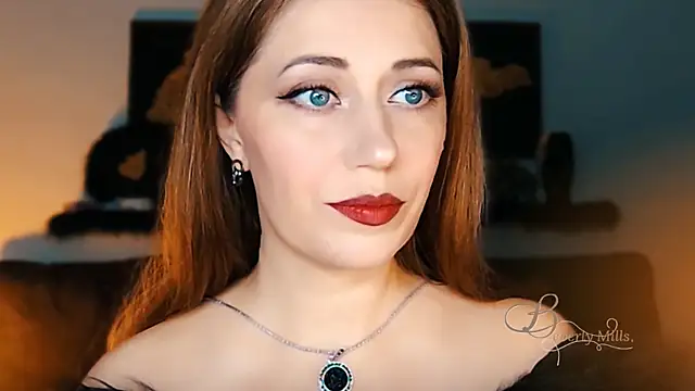 Snapshot of MissBeverlyMills chatting on October 9, 2025, 4:54 am MissBeverlyMills online show from October 9, 2025, 4:54 am