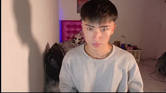 Snapshot of santi-fabulous chatting on December 21, 2025, 11:56 pm santi-fabulous online show from December 21, 2025, 11:56 pm
