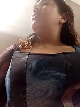  poison sweet online show from November 12, 2025, 5:35 pm