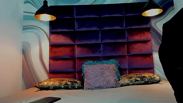 andrew rose  online show from December 22, 2024, 3:33 am