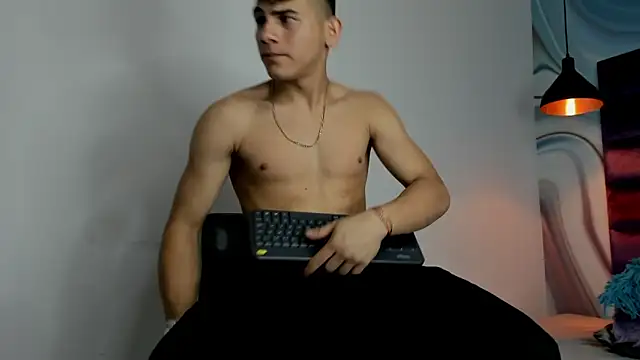 andrew rose  online show from December 22, 2024, 6:39 am