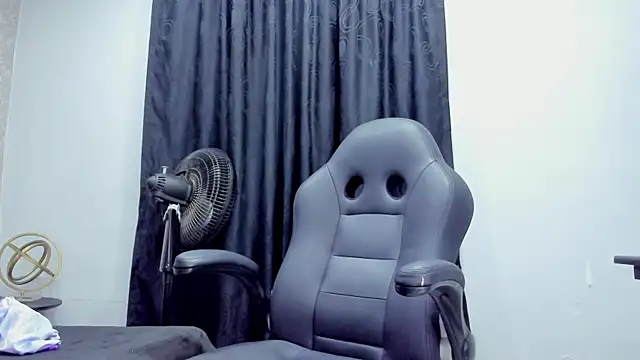 andrew rose  online show from December 27, 2024, 5:26 pm