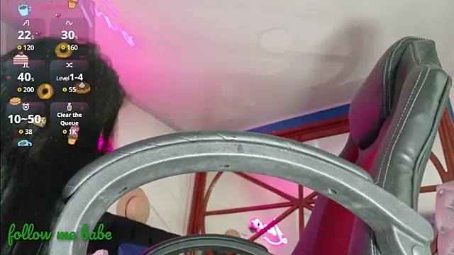 Snapshot of Lina23_ chatting on October 6, 2025, 12:46 pm Lina23  online show from October 6, 2025, 12:46 pm