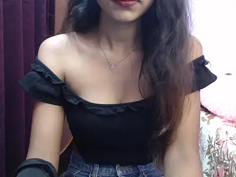 Angel kiyara online show from September 17, 2025, 6:20 pm