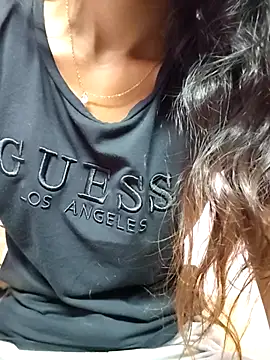 Angel kiyara online show from October 10, 2025, 8:46 am