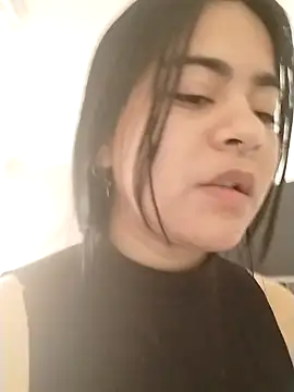 Snapshot of atena_hill chatting on February 3, 2025, 7:31 pm atena hill online show from February 3, 2025, 7:31 pm