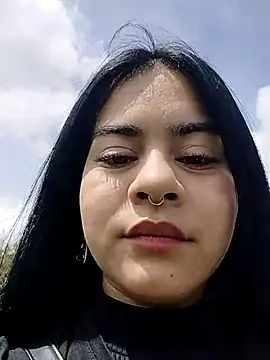Snapshot of atena_hill chatting on March 20, 2025, 7:04 pm atena hill online show from March 20, 2025, 7:04 pm