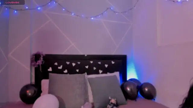 Snapshot of Alexa_Espinoza chatting on June 30, 2026, 12:28 pm Alexa Espinoza online show from June 30, 2026, 12:28 pm