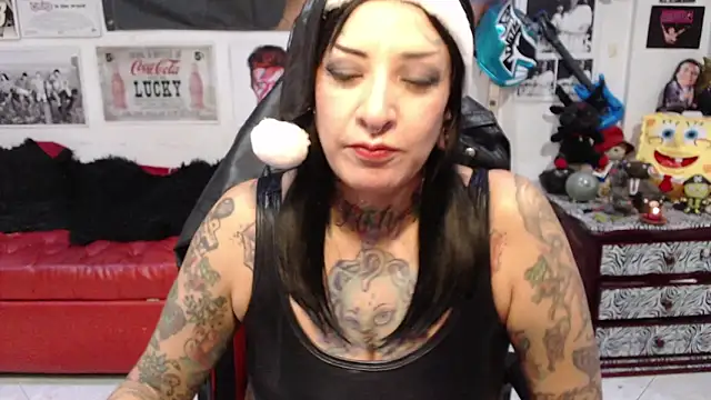 Rollyderolandia666 online show from December 7, 2024, 10:06 pm