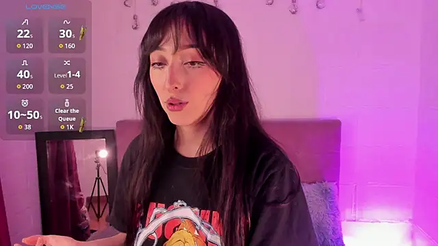 v1cky  online show from October 16, 2025, 11:06 pm