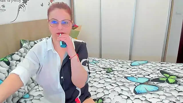 Adelamilfsex online show from March 10, 2026, 6:13 pm