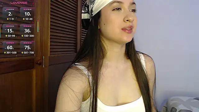 sofiaduque 26 online show from February 19, 2026, 4:36 pm