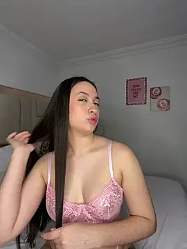 sofiaduque 26 online show from June 15, 2026, 8:22 pm