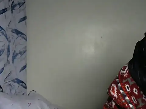 Snapshot of Novah_ chatting on October 31, 2025, 3:35 pm Novah online show from October 31, 2025, 3:35 pm