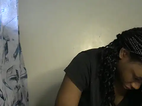 Snapshot of Novah_ chatting on November 1, 2025, 7:54 am Novah online show from November 1, 2025, 7:54 am