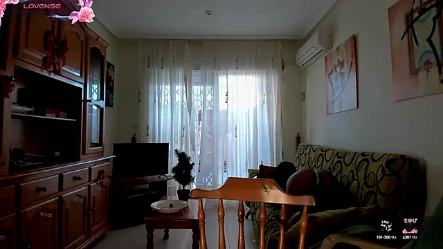 bella apont online show from February 5, 2025, 8:00 am