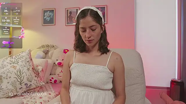 Snapshot of KittyAna chatting on September 25, 2025, 7:28 pm KittyAna online show from September 25, 2025, 7:28 pm