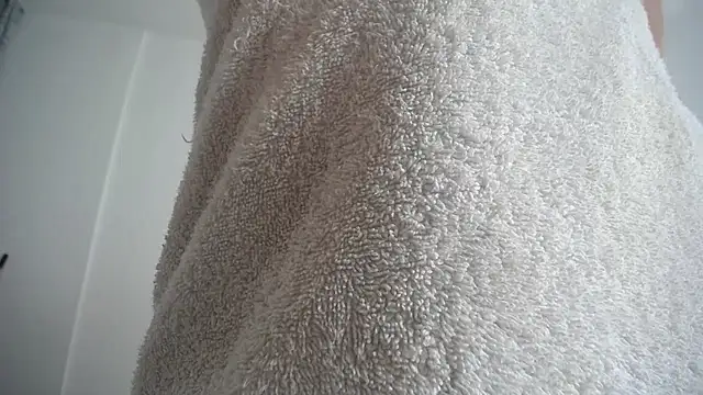 Contantin helena online show from November 21, 2025, 11:42 am