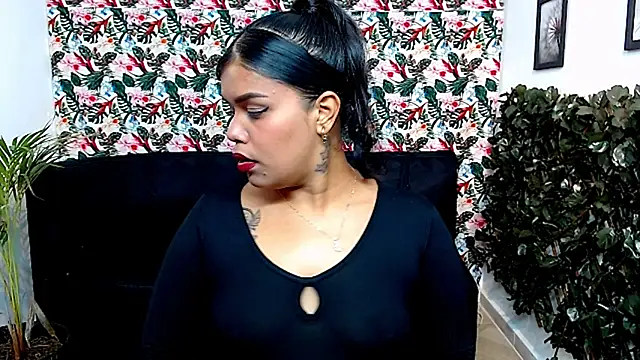 Wendy Hot  online show from December 28, 2024, 5:02 am