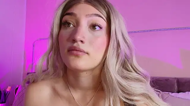 Giaa Ross online show from February 6, 2025, 11:43 am